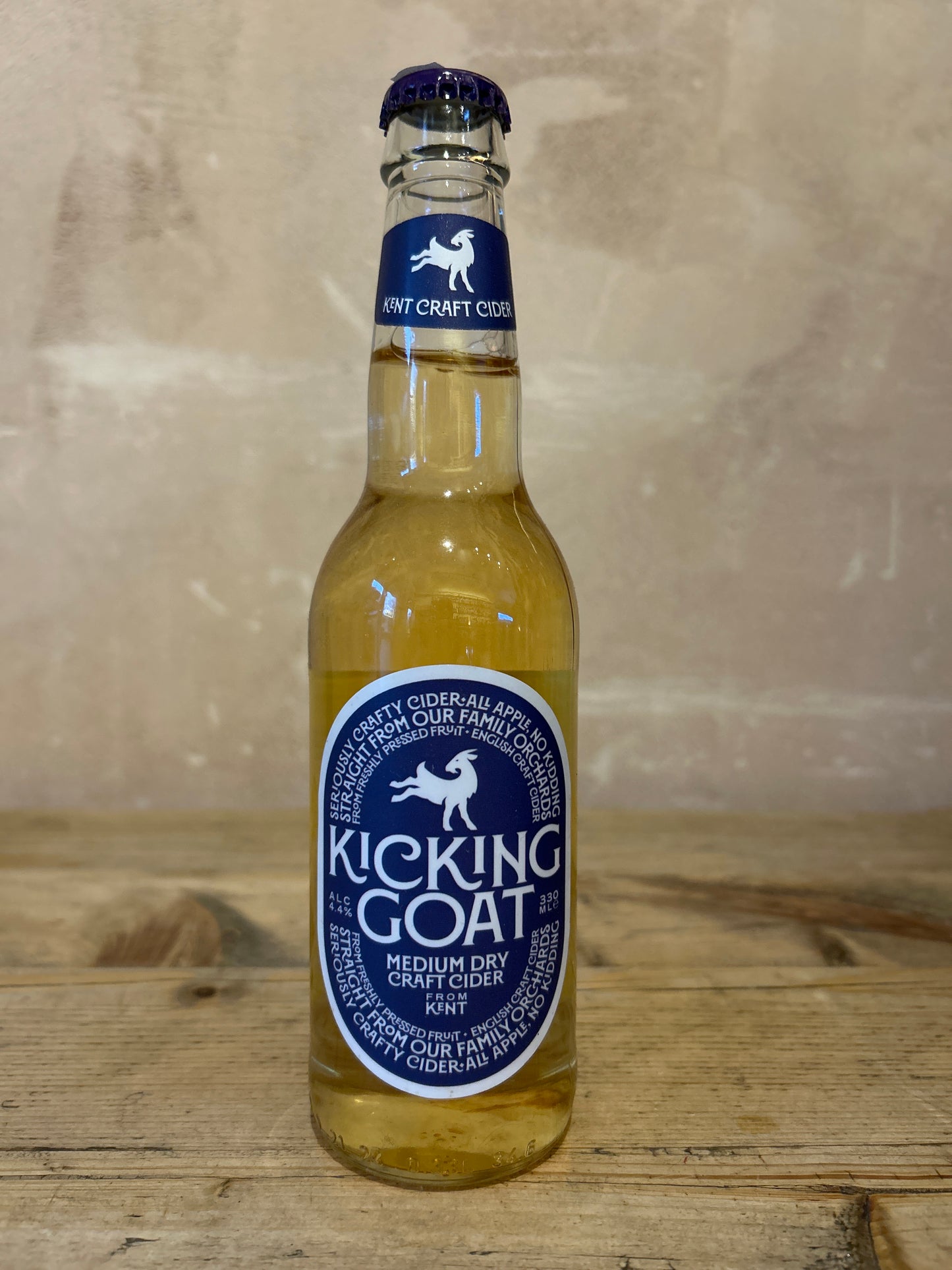 Kicking Goat Medium Dry Cider (Kent) 330ml bottle