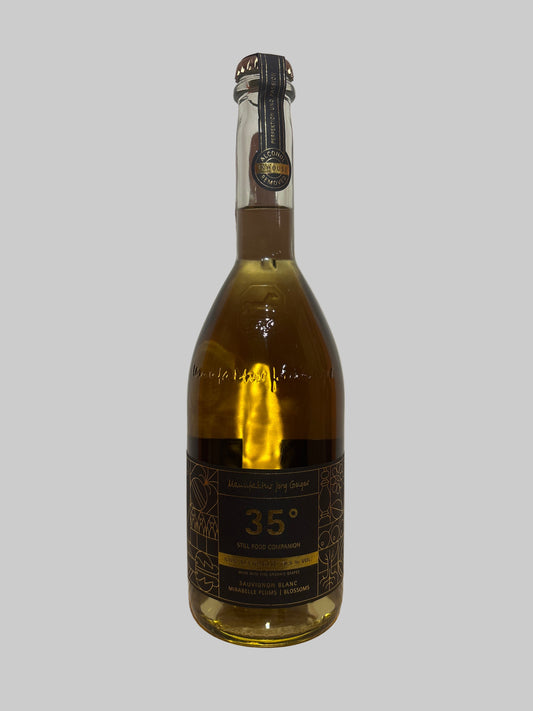 Alcohol Free Sauvignon Blanc Wine '35, Jorg Geiger